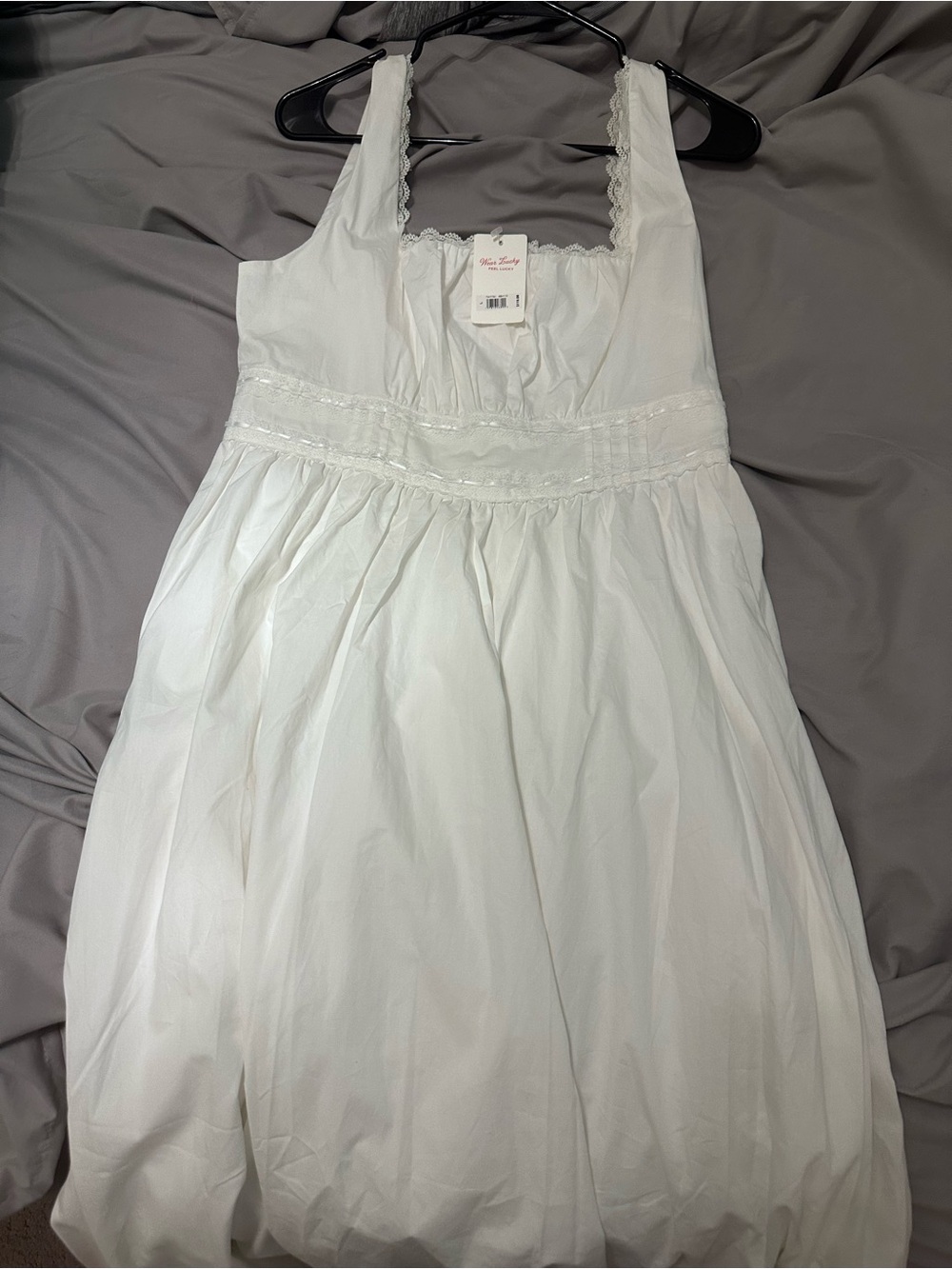 ☘️NWT☘️ Lucky Brand ☘️ White Sleeveless Midi Dress with Lace Waist - Picture 2 of 4